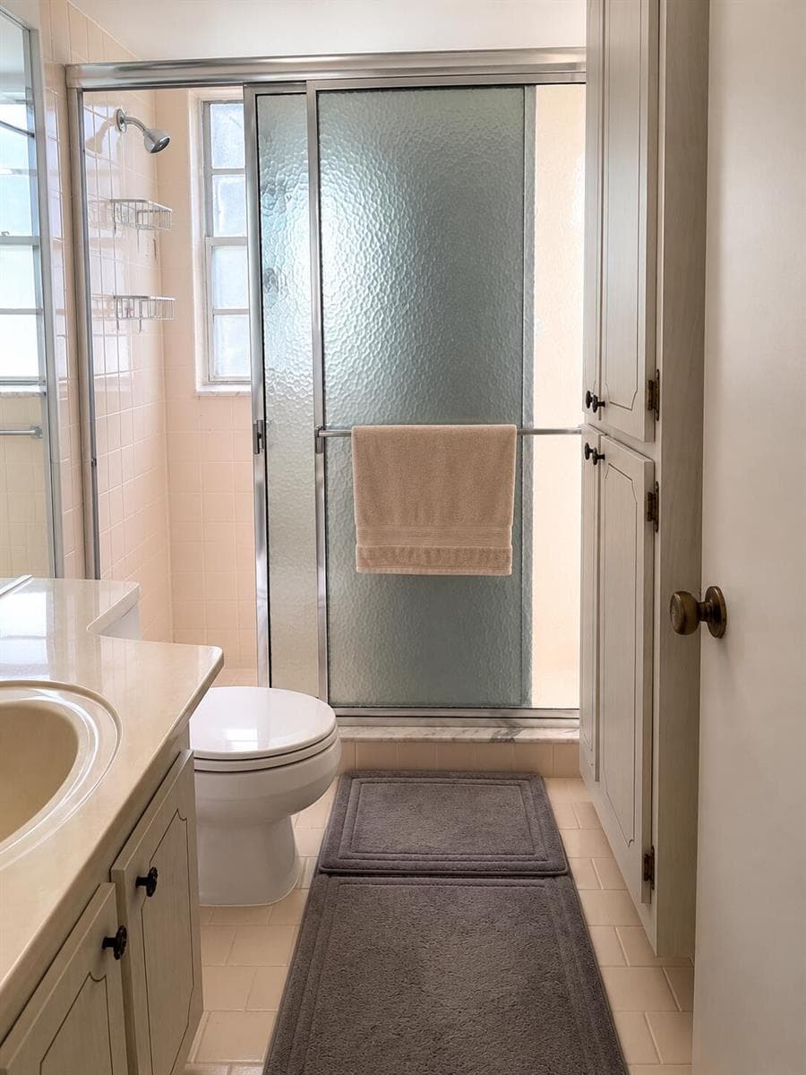 305 Fanshaw H, Boca Raton, FL 33434 photo 4