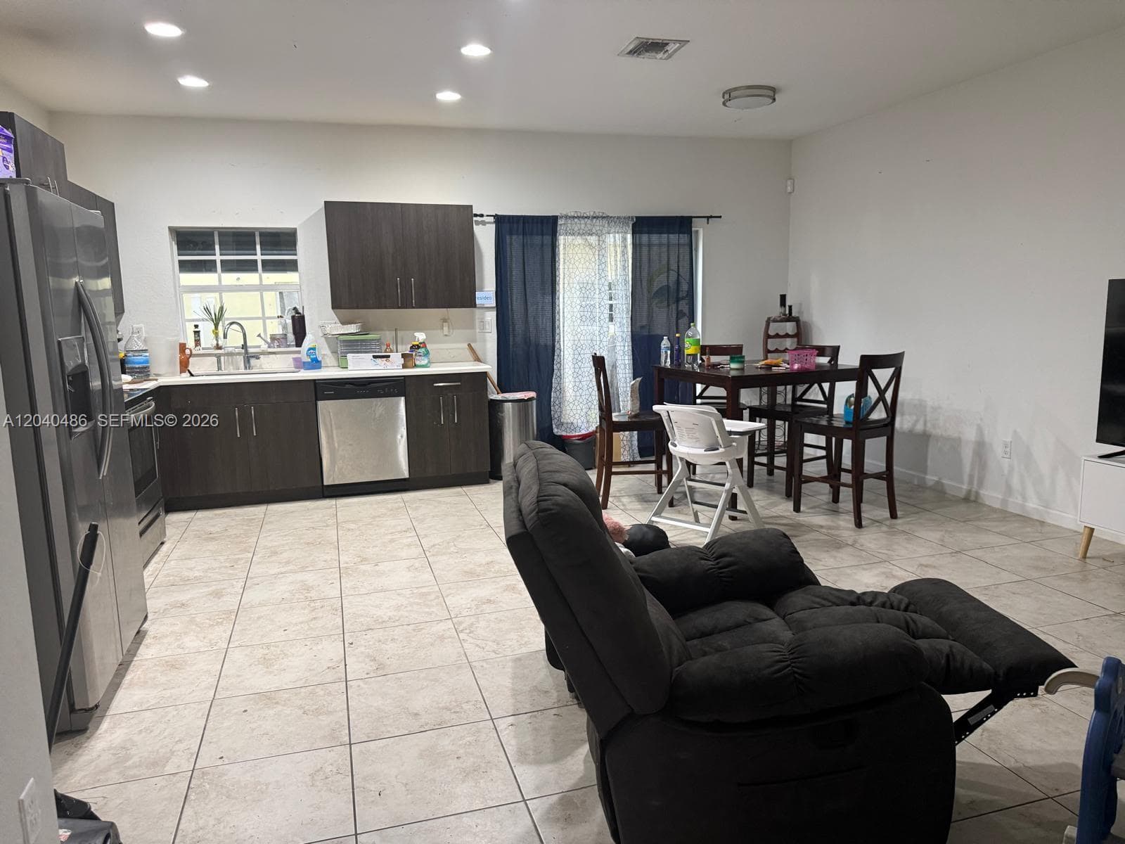 4037 NW 10th Pl, Lauderhill, FL 33313 photo 4
