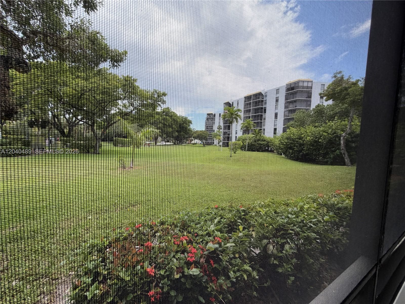 20500 W Country Club Dr # 109, Aventura, FL 33180 photo 4