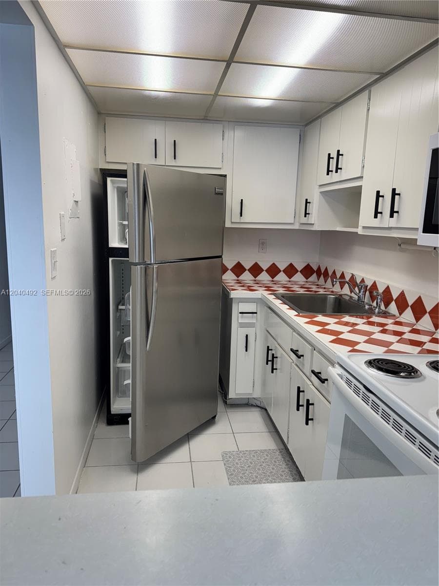 1470 NE 125th Ter # 205, North Miami, FL 33161 photo 5