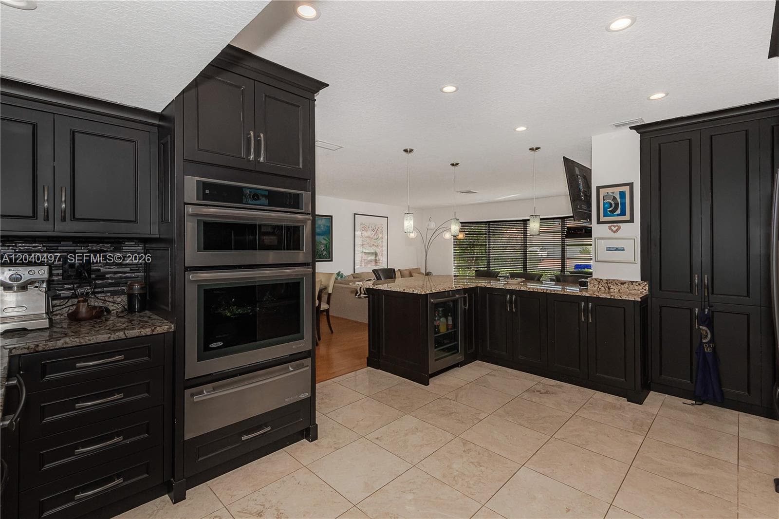 3900 N 43rd Ave, Hollywood, FL 33021 photo 2