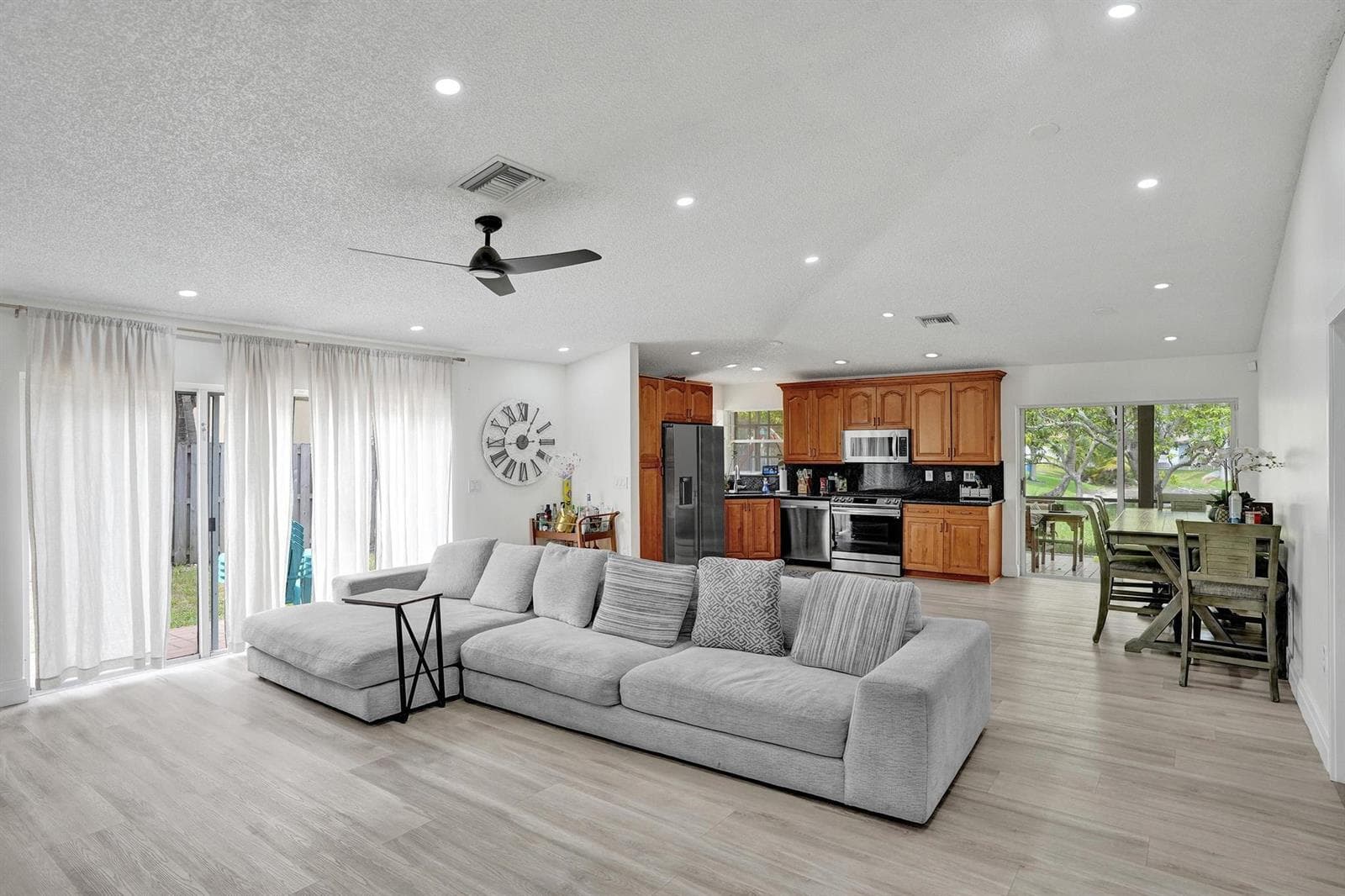 13525 NW 5th Court, Plantation, FL 33325 photo 3