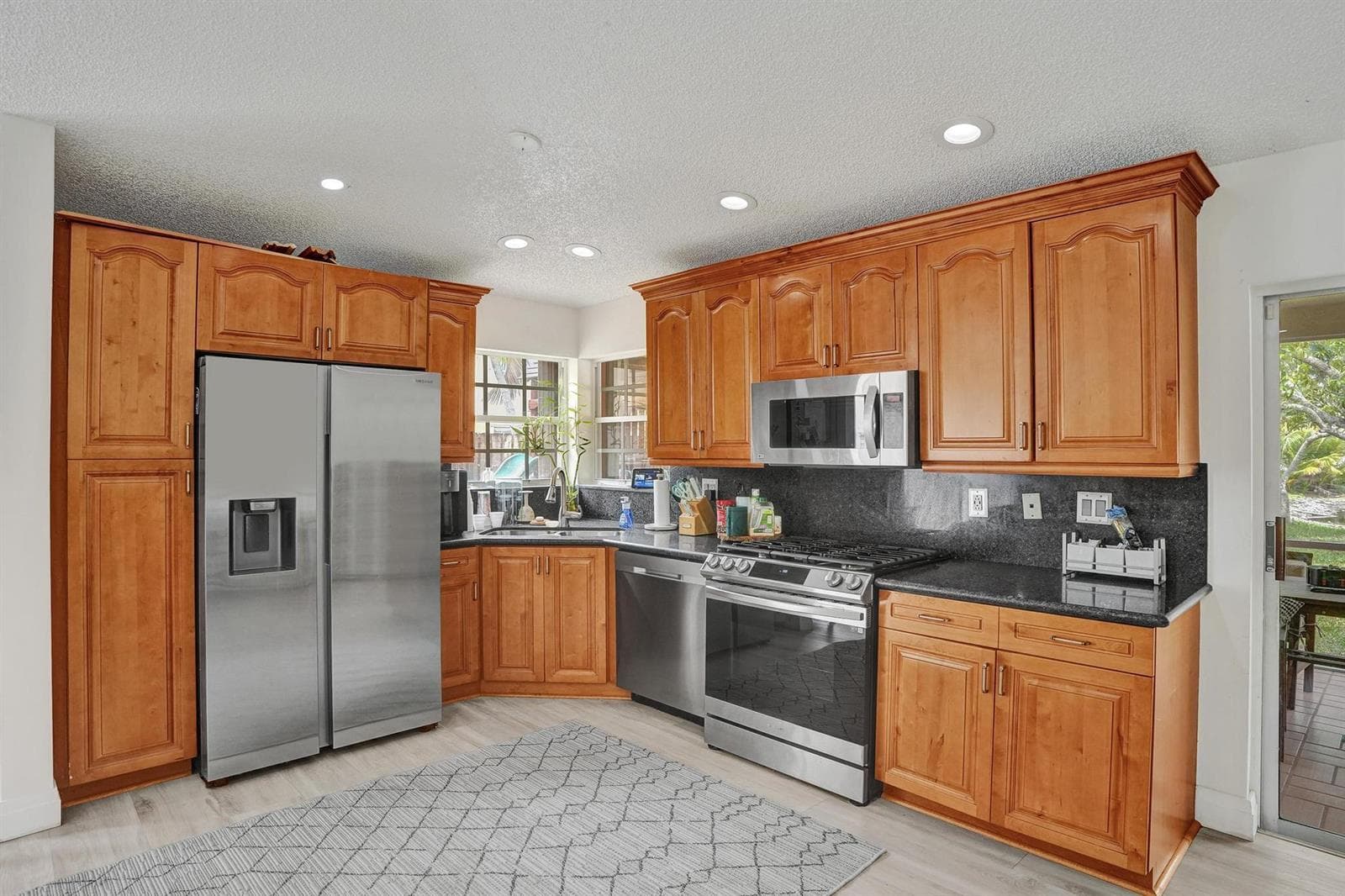 13525 NW 5th Court, Plantation, FL 33325 photo 5