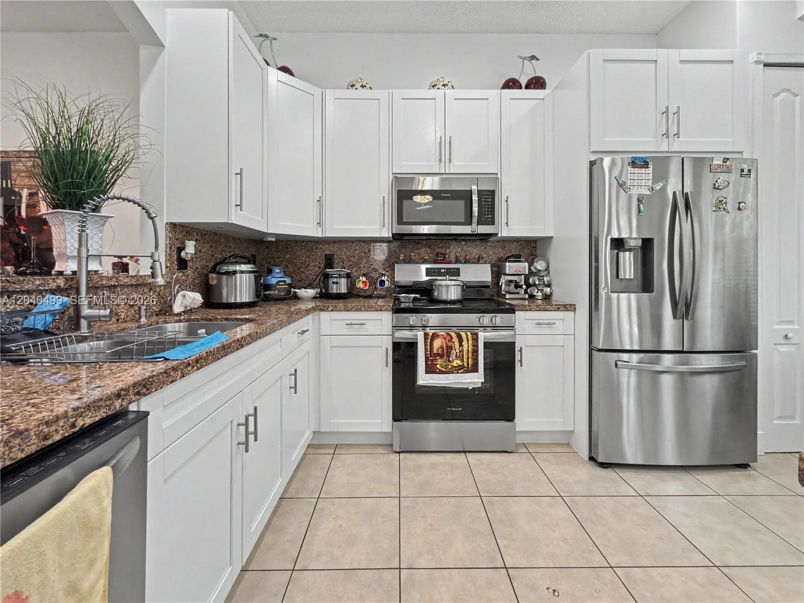 522 NE 20th Ave, Homestead, FL 33033 photo 3