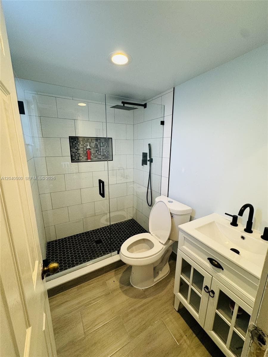 1350 NE 119th St # 135021, Miami, FL 33161 photo 4