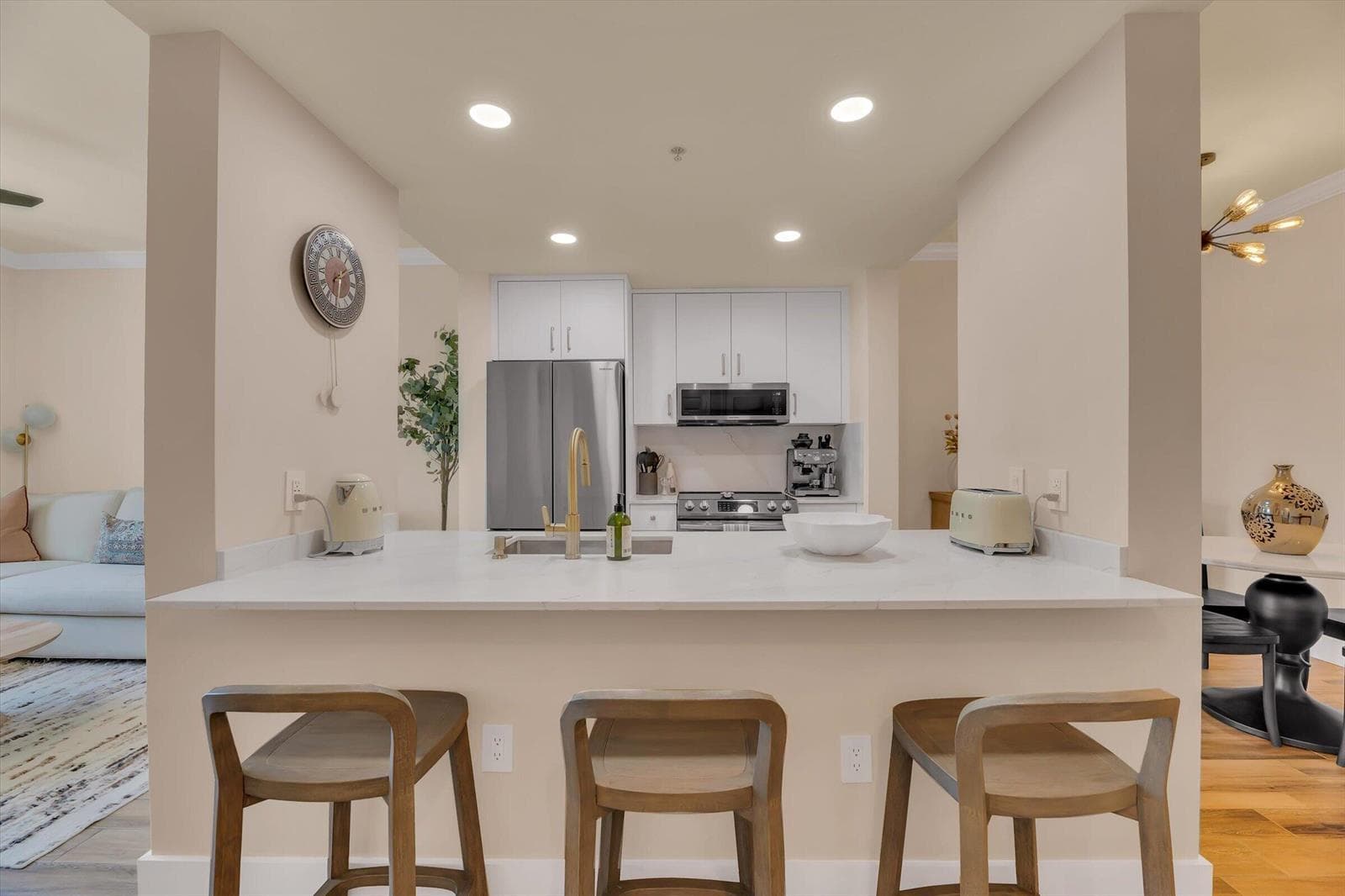 533 NE 3rd Avenue # 512, Fort Lauderdale, FL 33301 photo 3