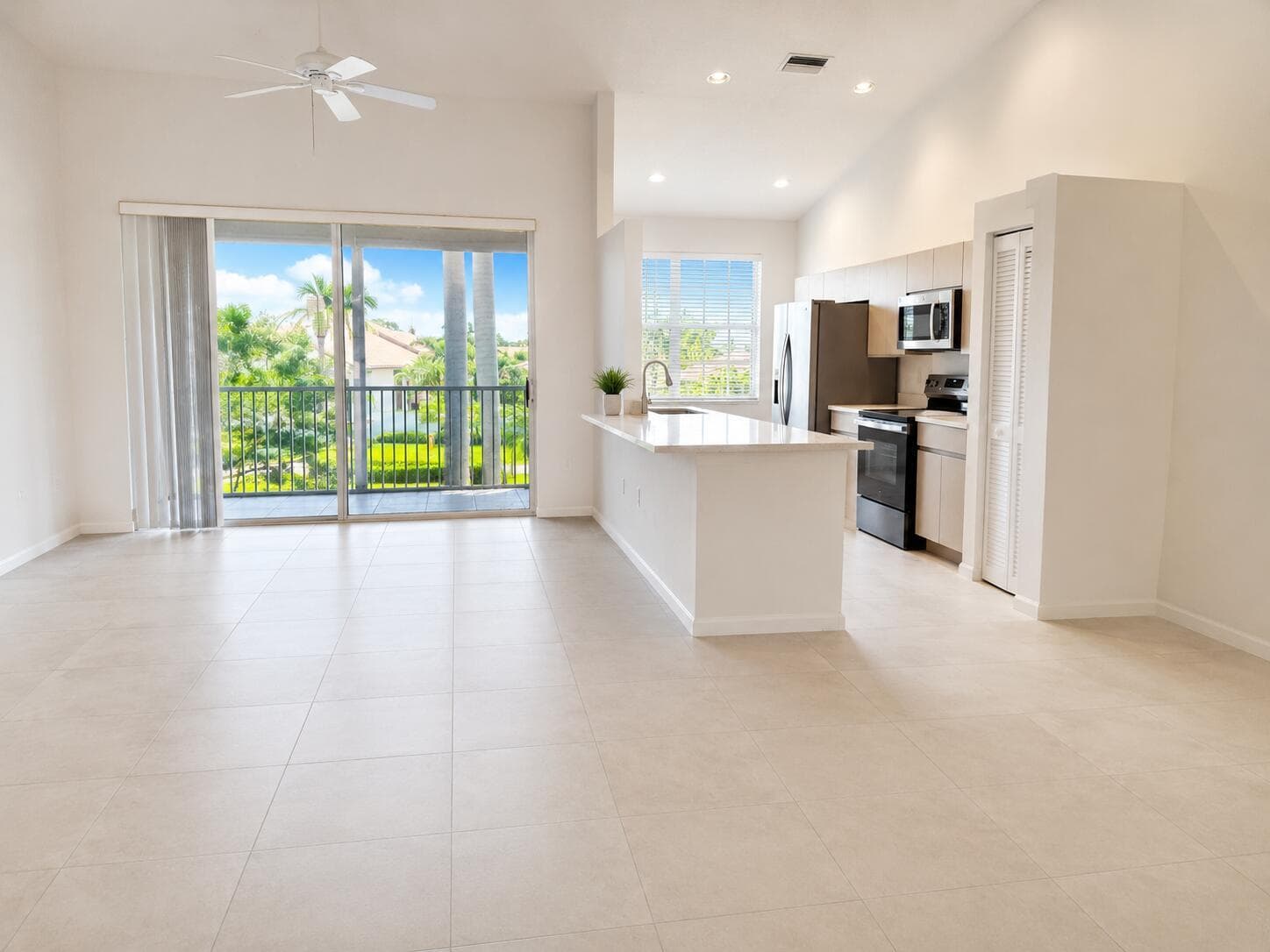 6560 Villa Sonrisa Drive # 1321, Boca Raton, FL 33433 photo 3