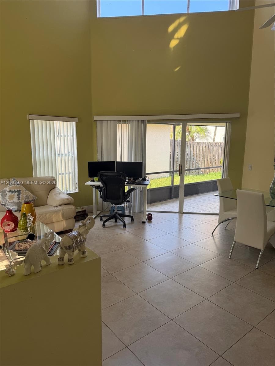 1335 Seagrape Cir, Weston, FL 33326 photo 5