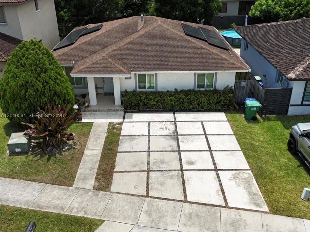 22442 SW 109th Ct, Miami, FL 33170 photo 2