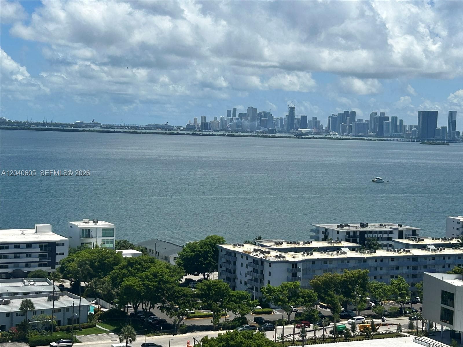 7601 E Treasure Dr # 2104, North Bay Village, FL 33141 photo 3