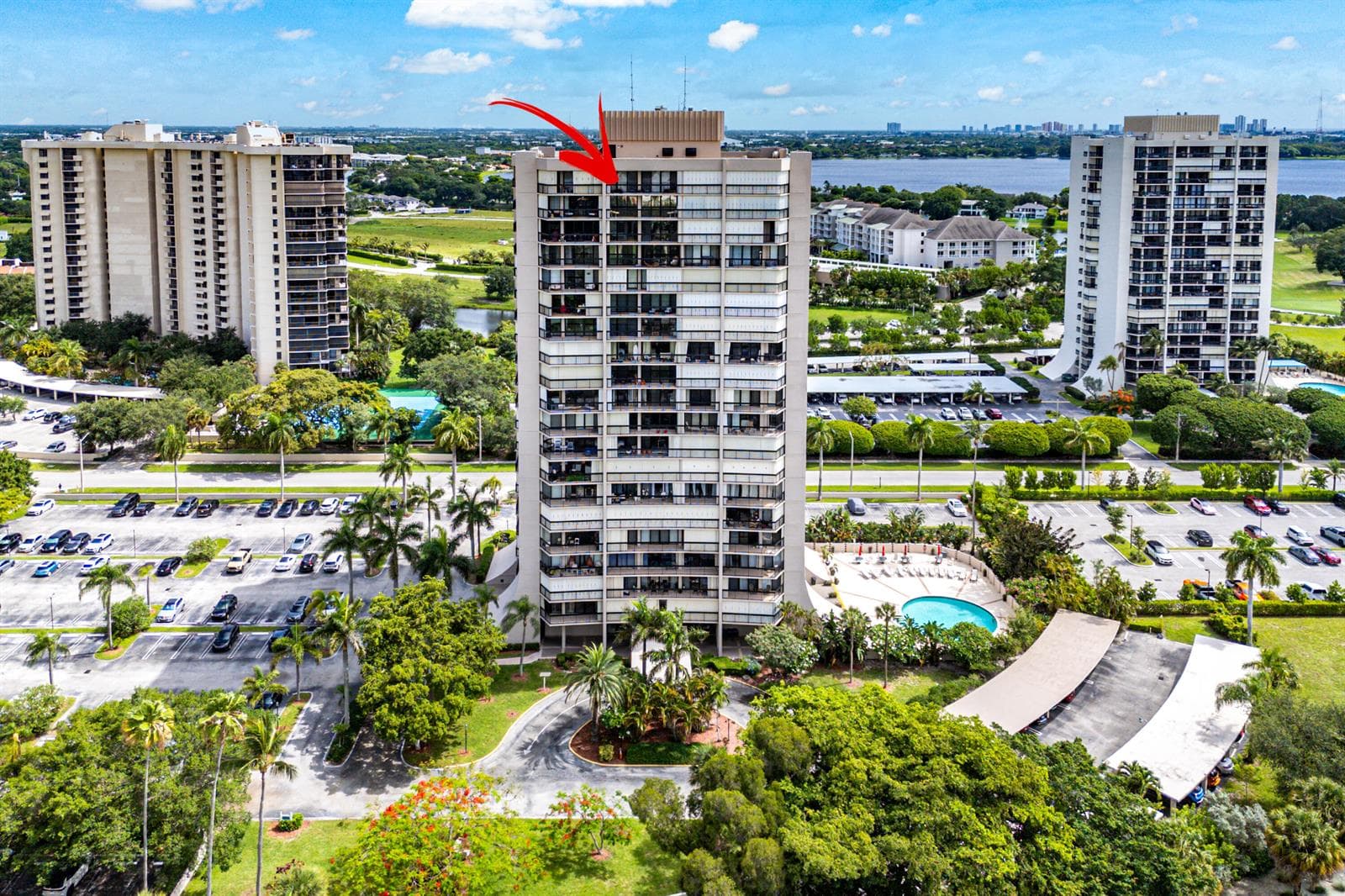 2425 Presidential Way # Ph5, West Palm Beach, FL 33401 photo 2