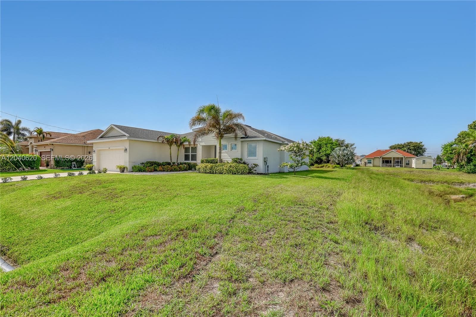 440 SW Undallo Rd, Port St. Lucie, FL 34953 photo 2