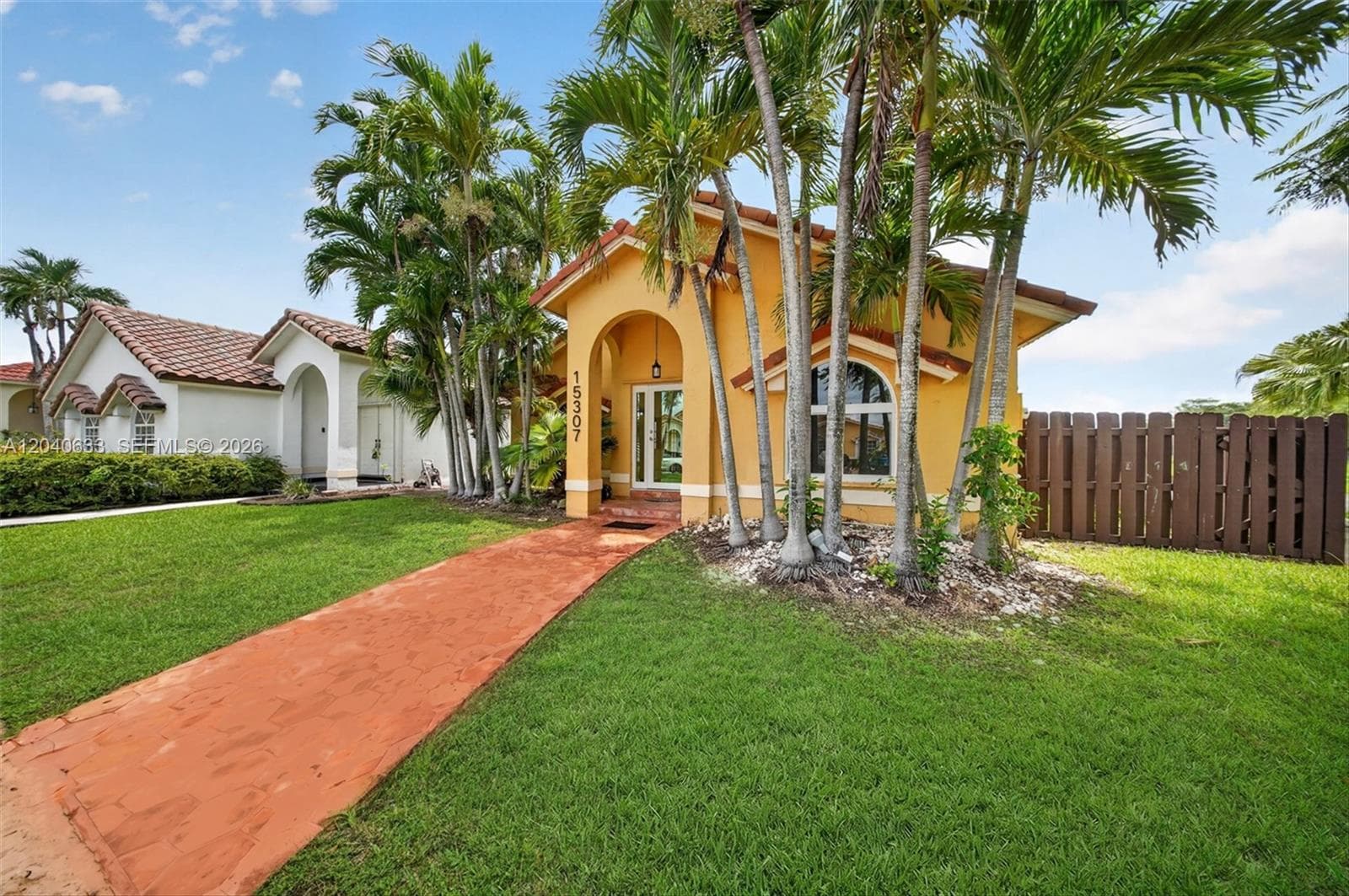 15307 SW 52nd Ter, Miami, FL 33185 photo 4