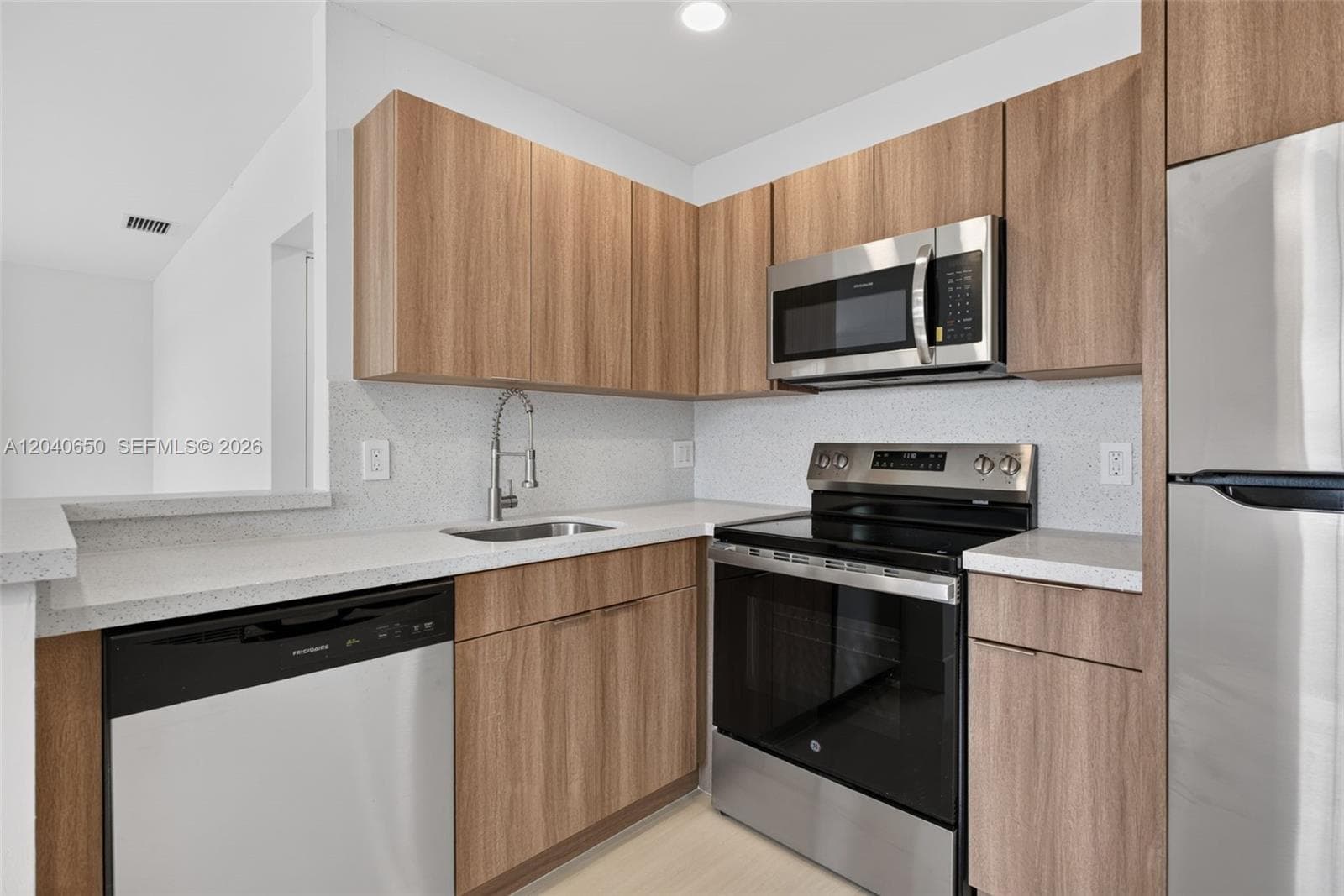 2830 Coral Springs Dr # 2830, Coral Springs, FL 33065 photo 4
