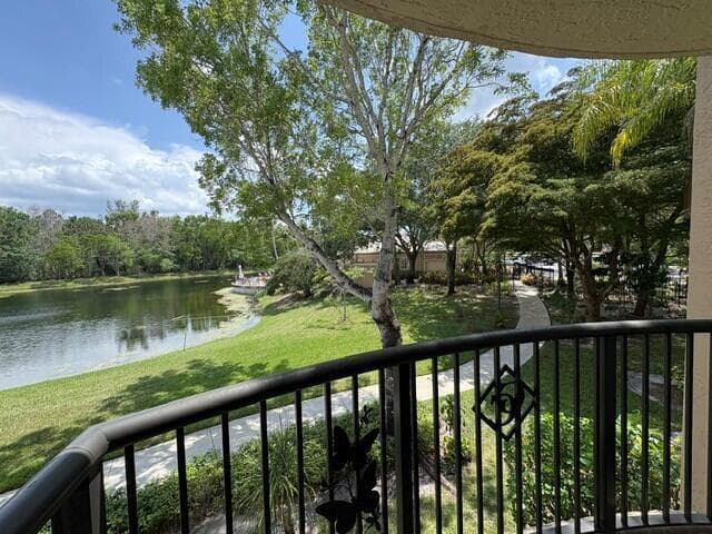 100 Crestwood Court N # 108, Royal Palm Beach, FL 33411 photo 2