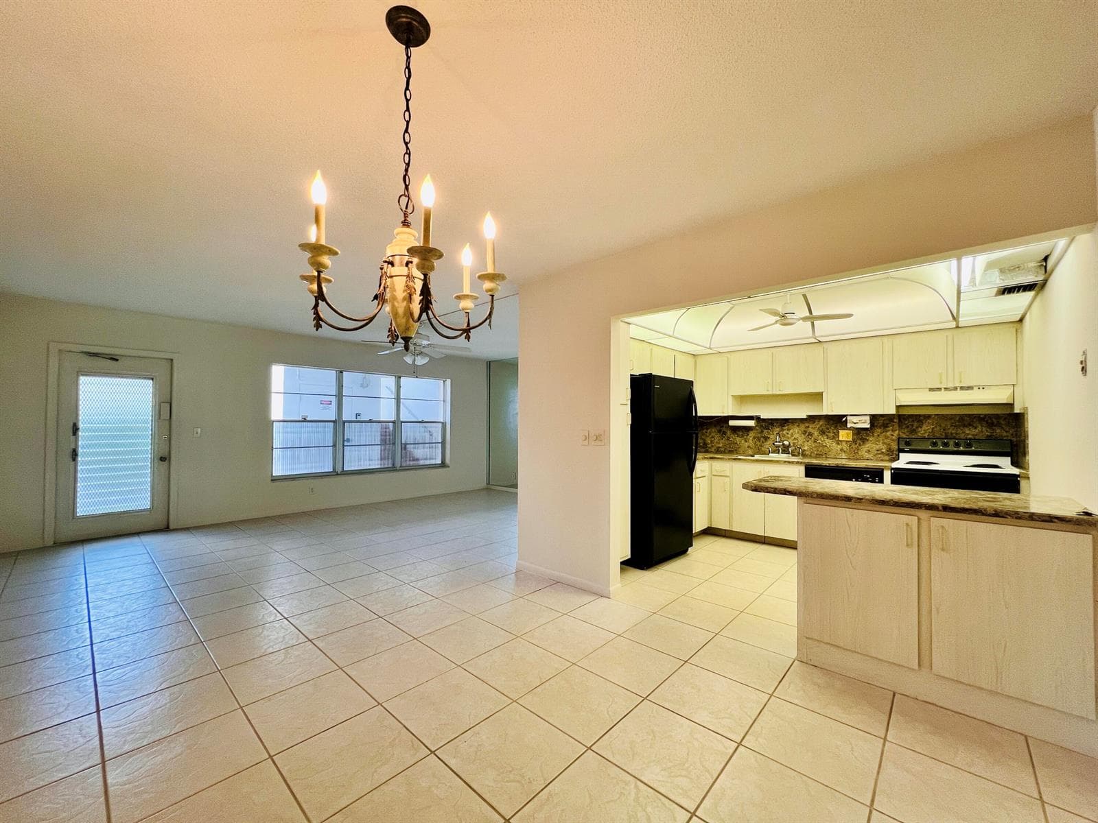 107 Wellington D, West Palm Beach, FL 33417 photo 3