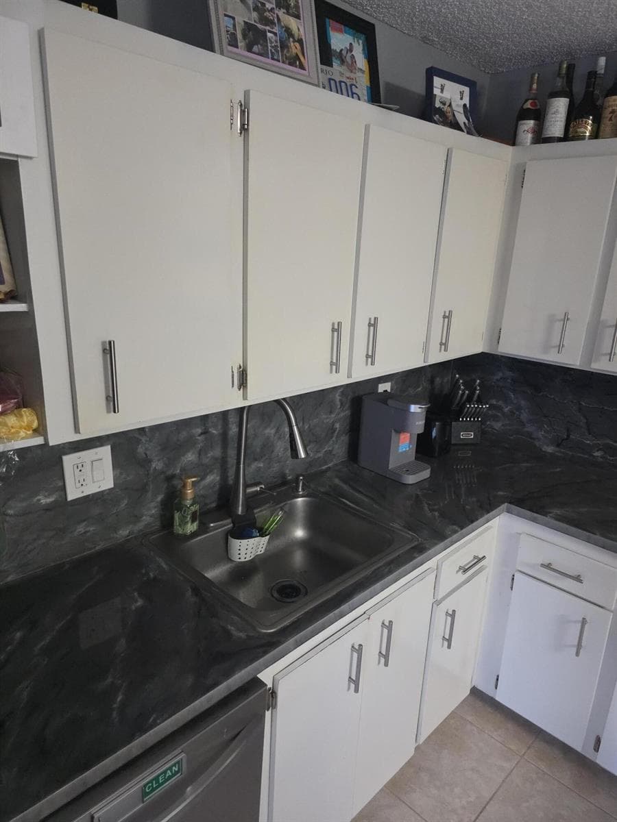 2164 White Pine Circle # B, FL 33415 photo 3