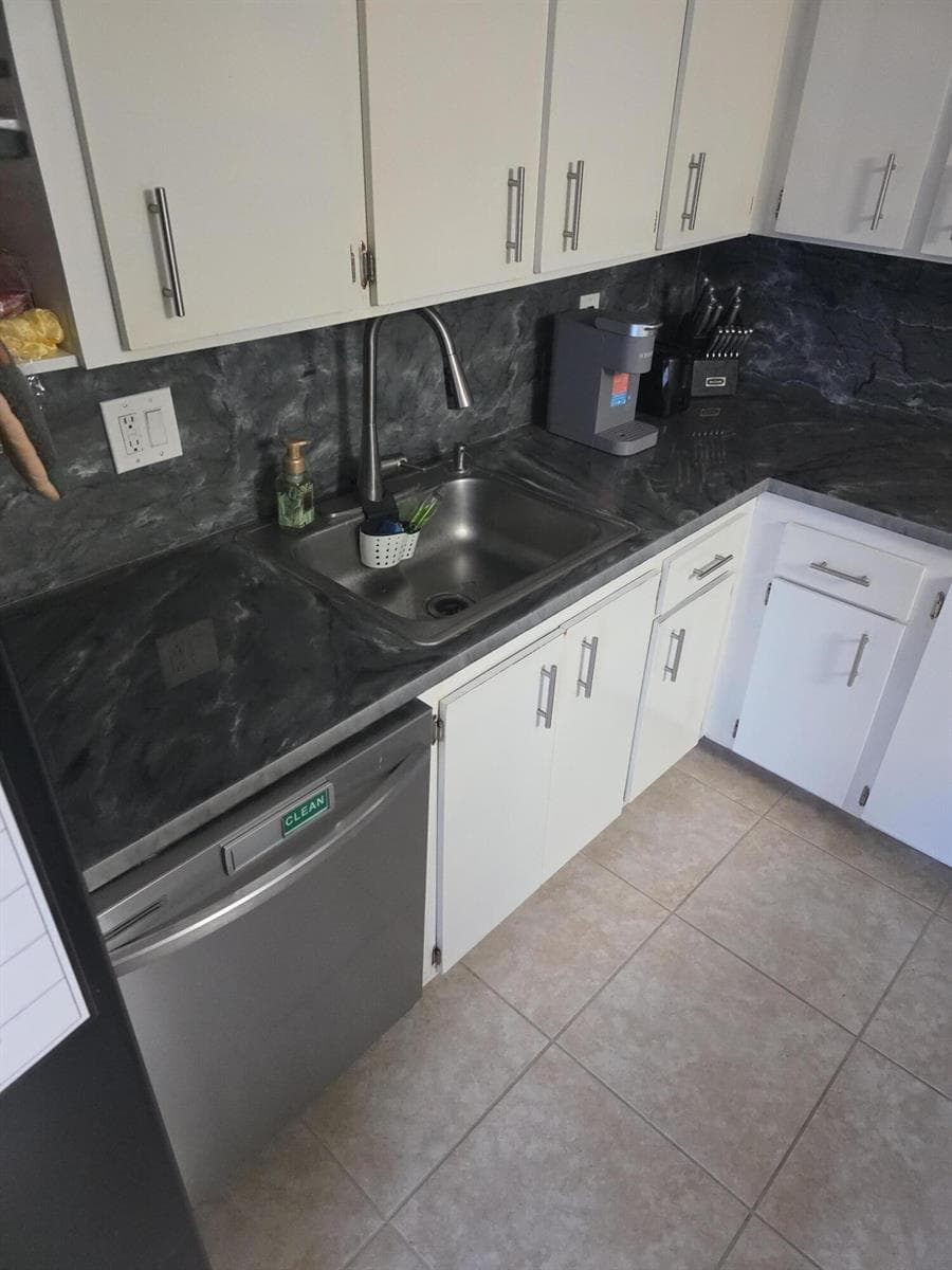 2164 White Pine Circle # B, FL 33415 photo 4