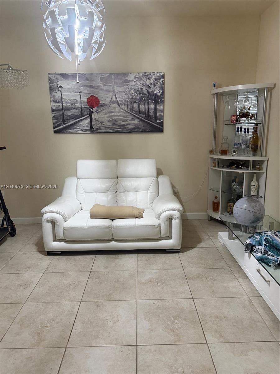 8929 W 35th Way, Hialeah, FL 33018 photo 2