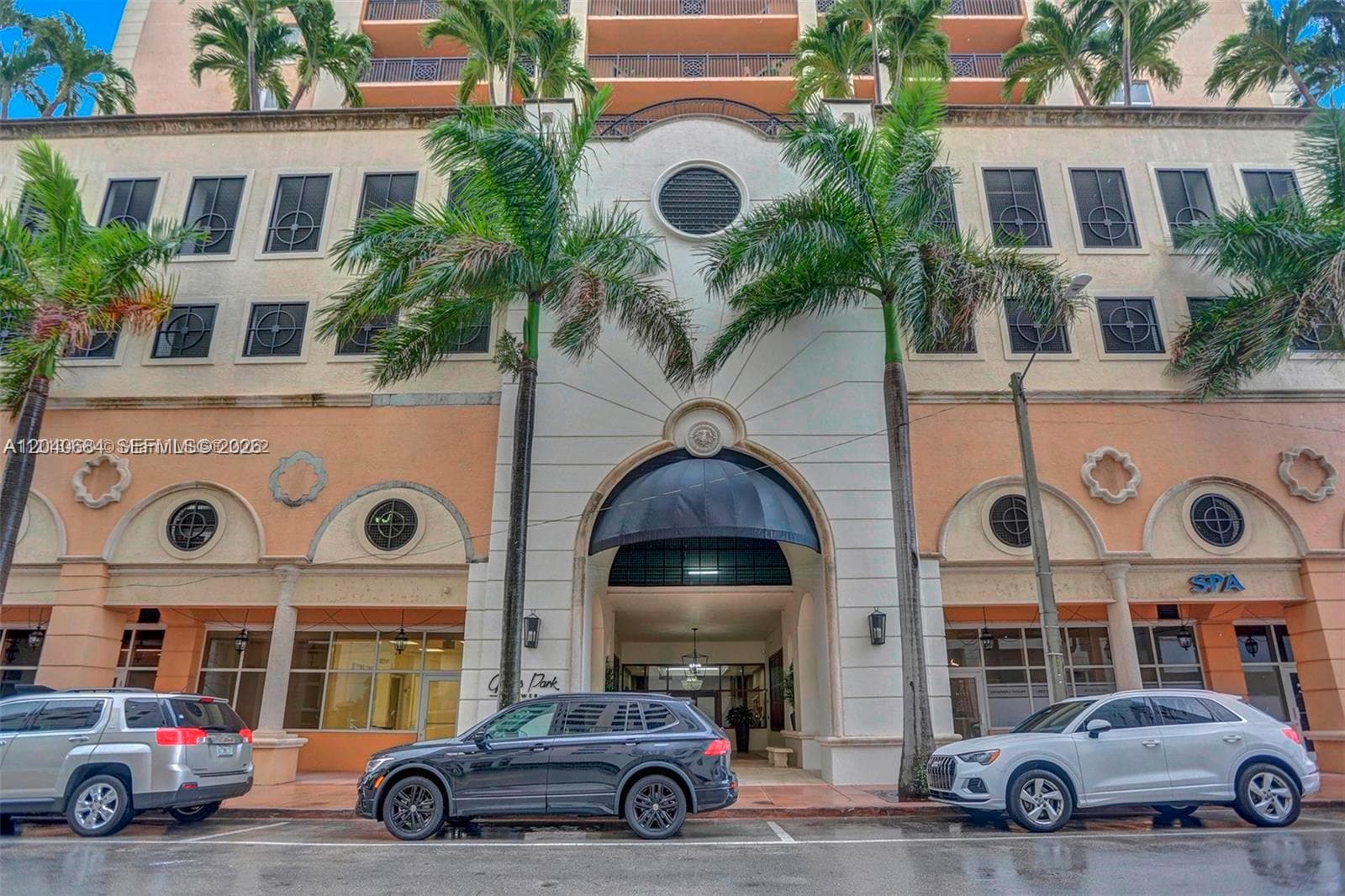 357 Almeria Ave # 703, Coral Gables, FL 33134 photo 2