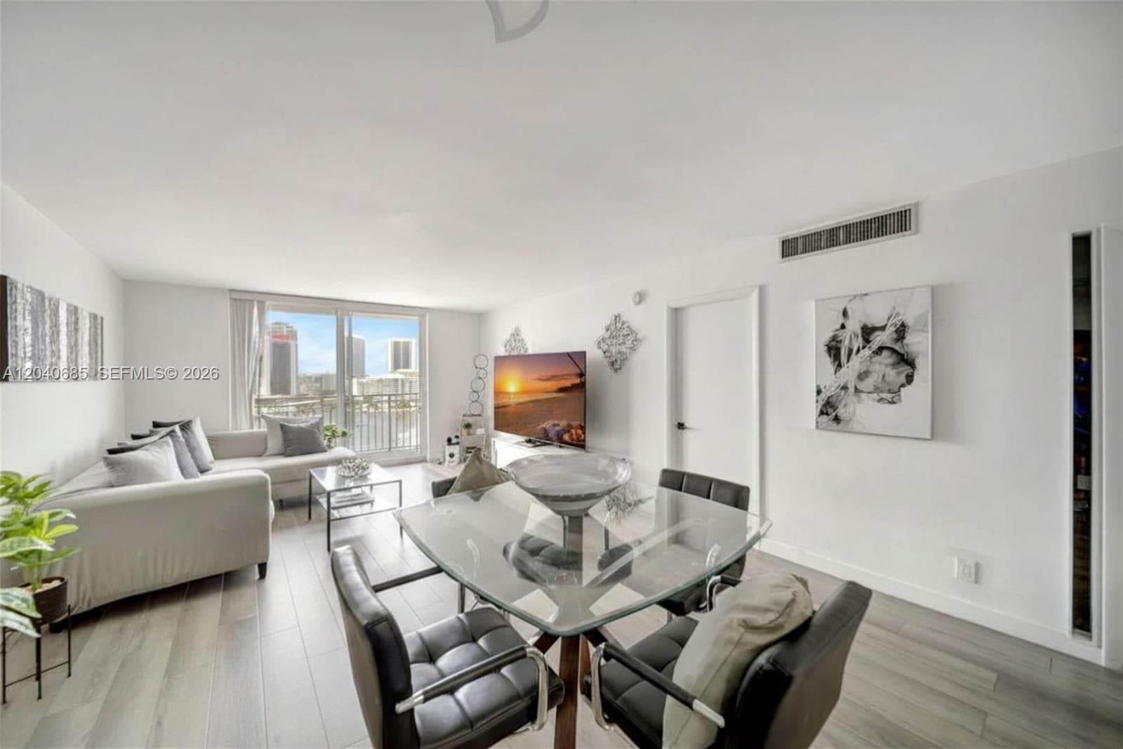 427 Golden Isles Dr # 16H, Hallandale Beach, FL 33009 photo 5