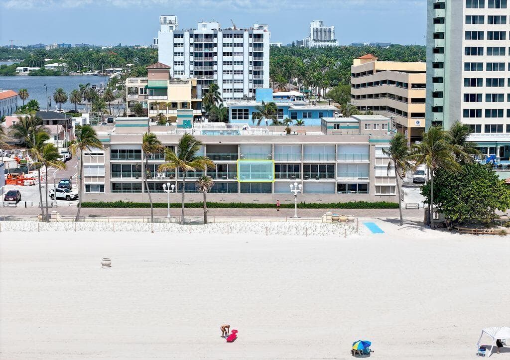201 Van Buren Street # 205, Hollywood, FL 33019 photo 2
