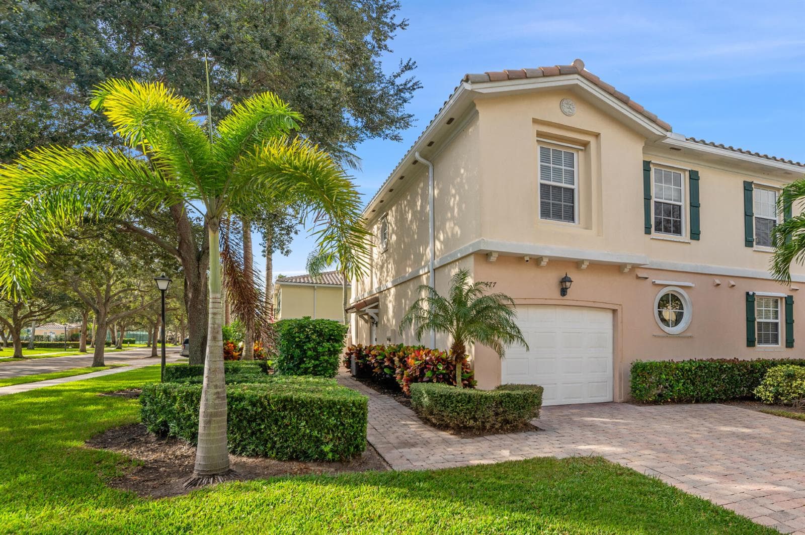477 Capistrano Drive, Palm Beach Gardens, FL 33410