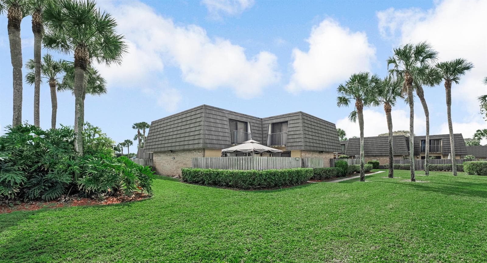 2439 24th Way # 2439, West Palm Beach, FL 33407 photo 2