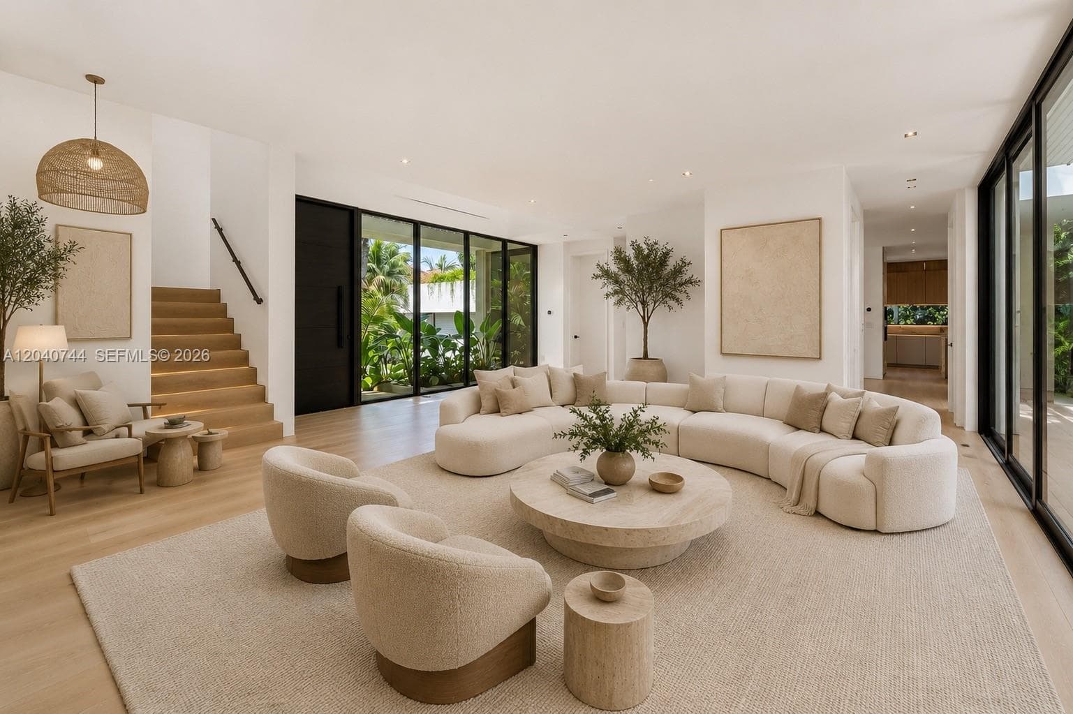 165 Hampton Ln, Key Biscayne, FL 33149 photo 4