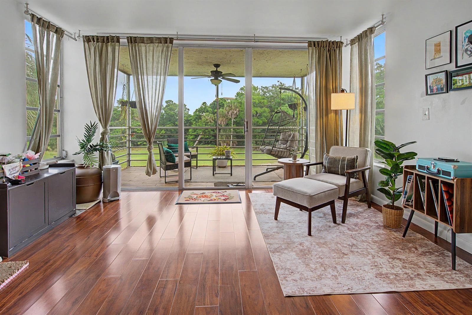3930 Oaks Clubhouse Drive # 304, Pompano Beach, FL 33069 photo 5