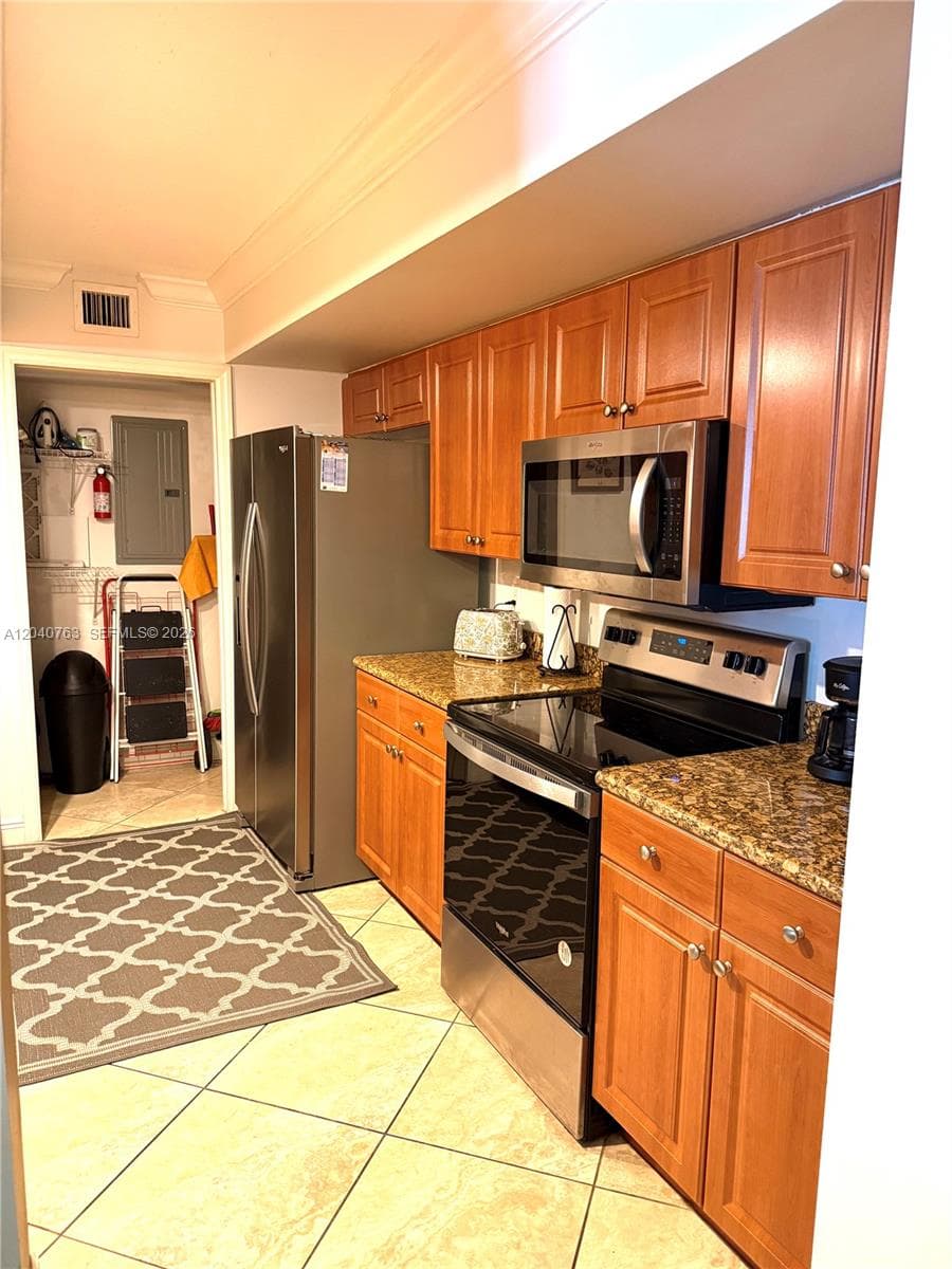 6917 Collins Ave # 506, Miami Beach, FL 33141 photo 3