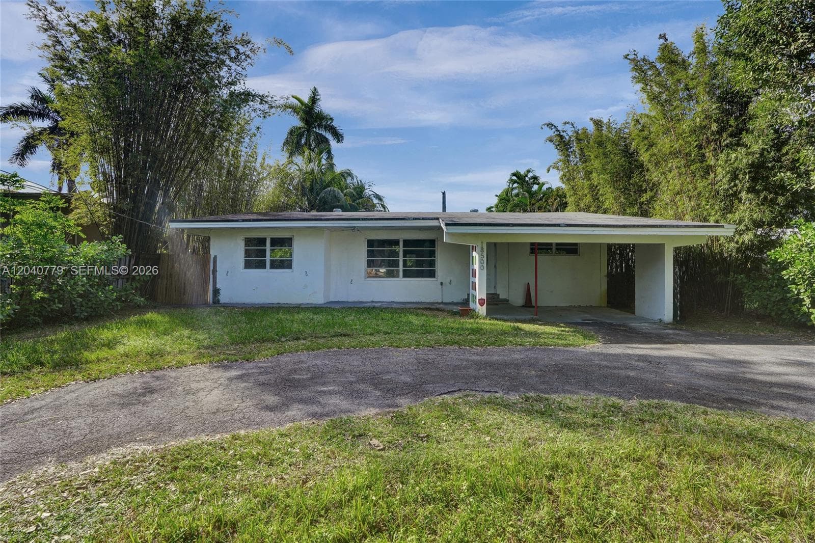 18500 NE 23rd Ct, Miami, FL 33180 photo 3