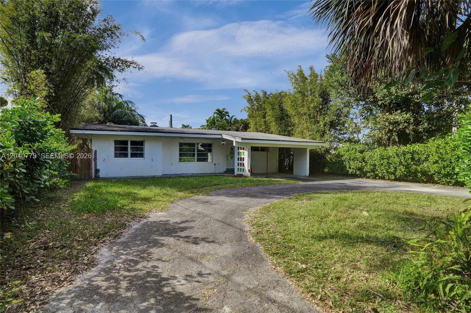 18500 NE 23rd Ct, Miami, FL 33180 photo 4
