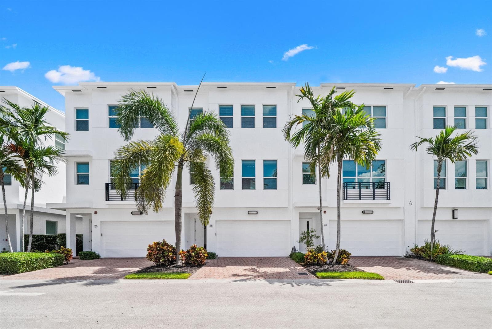 2900 NE 12th Terrace # 25, Oakland Park, FL 33334 photo 3