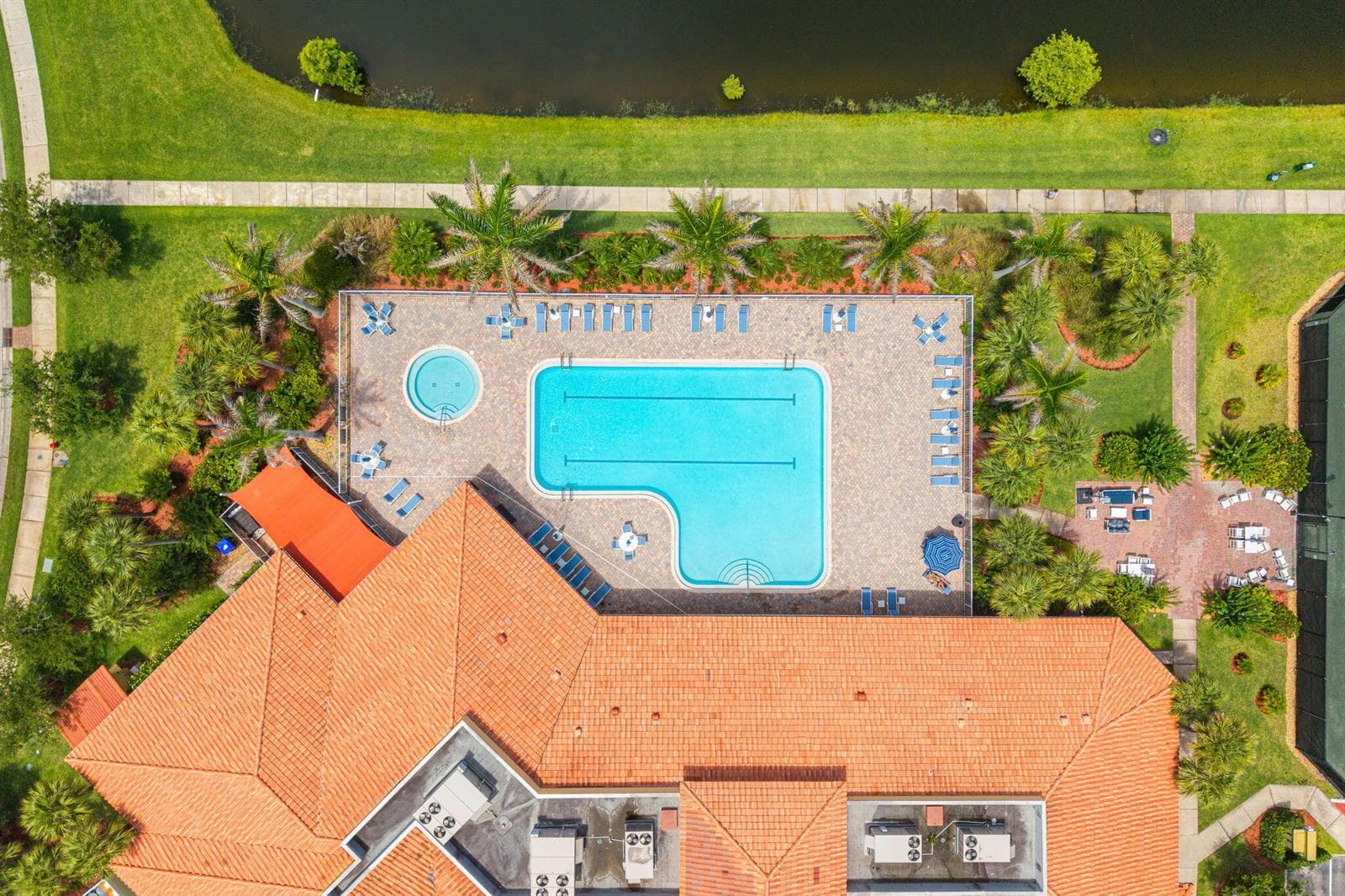 6223 Dorchester Way, Vero Beach, FL 32966 photo 2