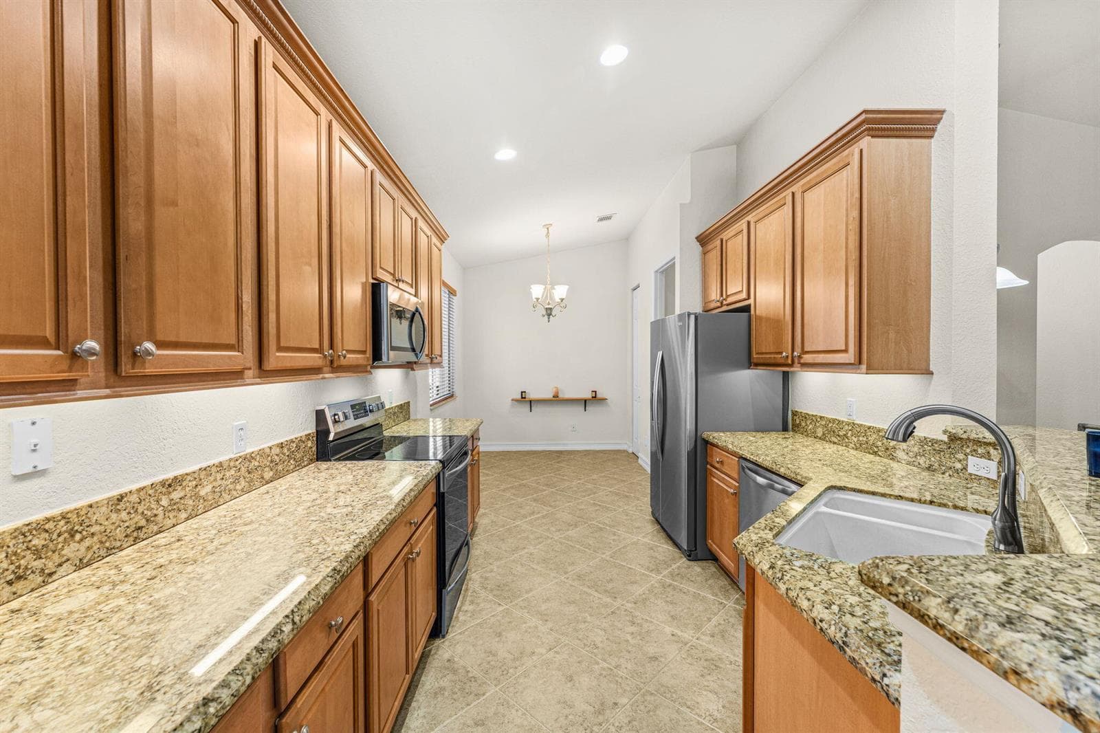 6223 Dorchester Way, Vero Beach, FL 32966 photo 4