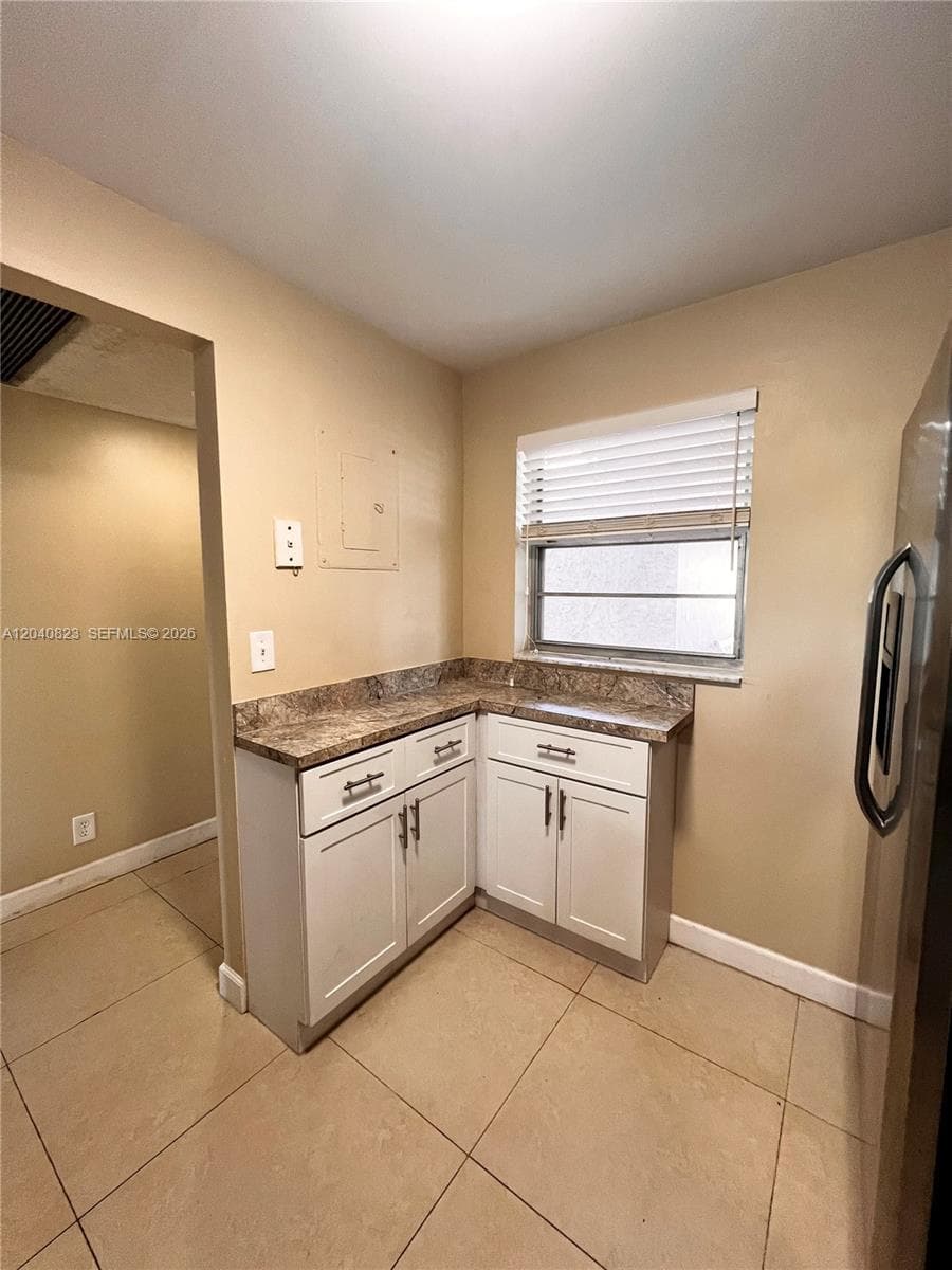 9235 Lagoon Pl # 109, Davie, FL 33324 photo 5