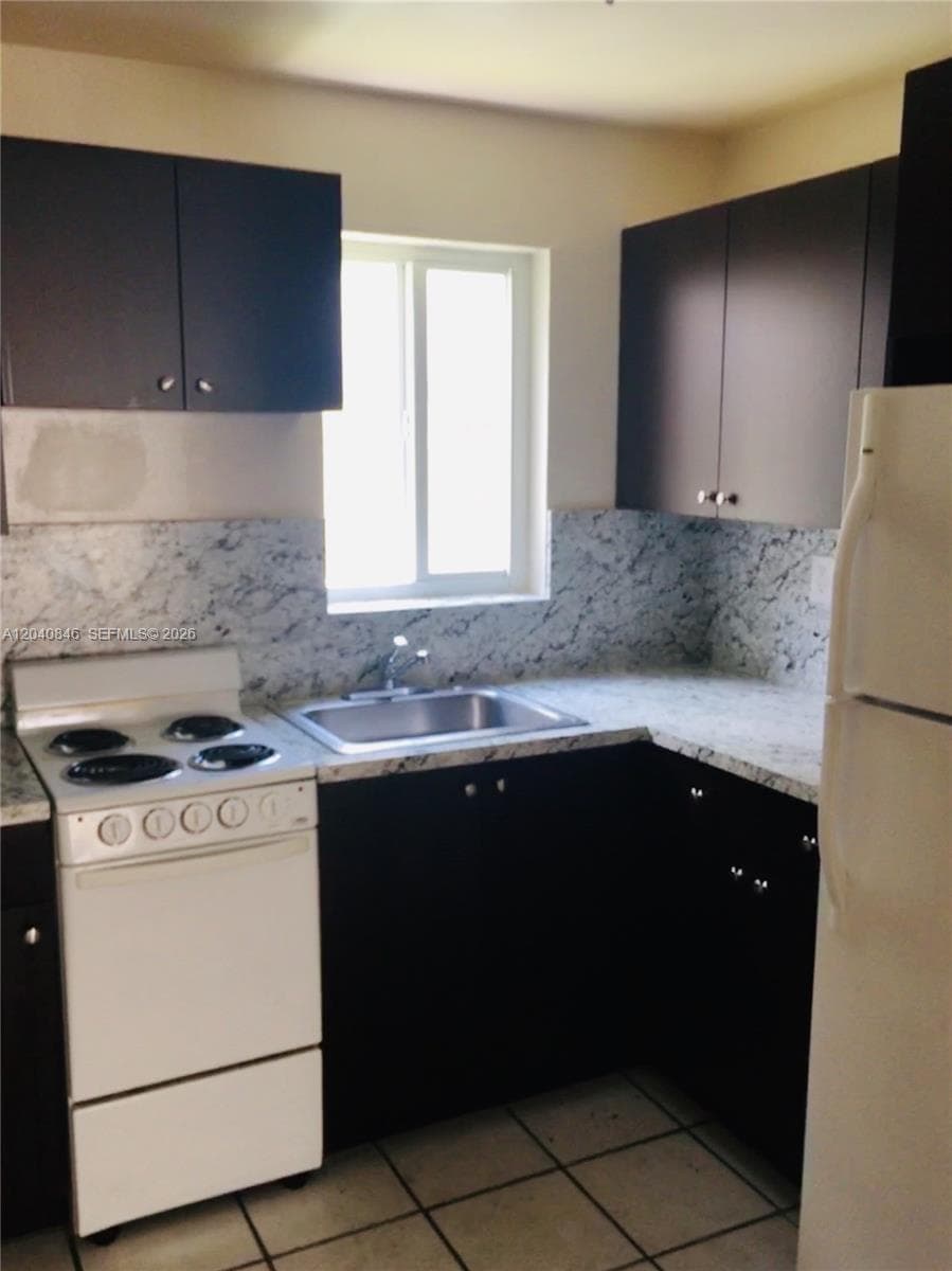 960 Biarritz Dr # 2, Miami Beach, FL 33141 photo 3