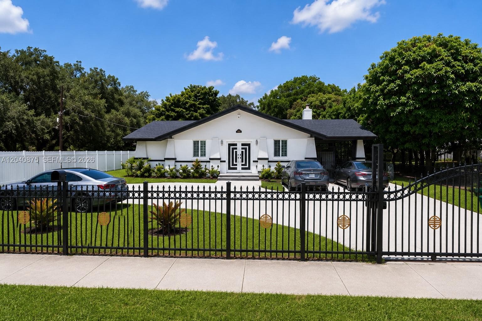 1860 NW 81st St, Miami, FL 33147 photo 2