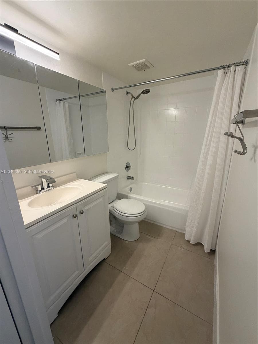 2715 Tigertail Ave # 109, Miami, FL 33133 photo 5