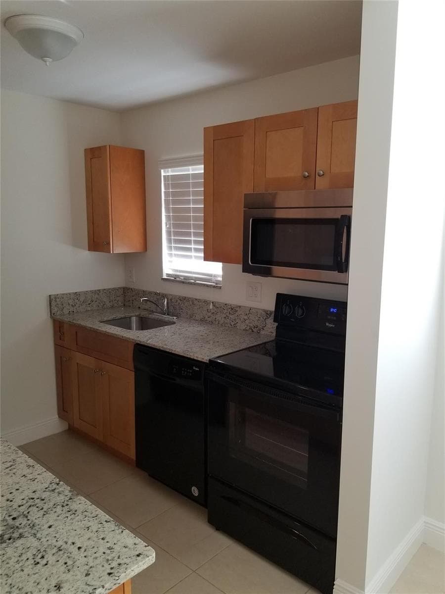 5171 Eadie Place # Unit # 5171 - 5177, West Palm Beach, FL 33407 photo 2