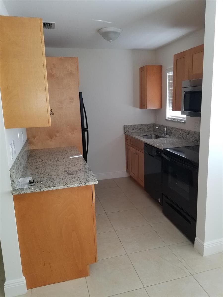 5171 Eadie Place # Unit # 5171 - 5177, West Palm Beach, FL 33407 photo 4