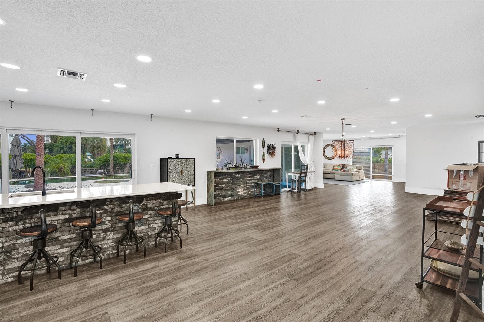 343 Layne Boulevard, Hallandale Beach, FL 33009 photo 3