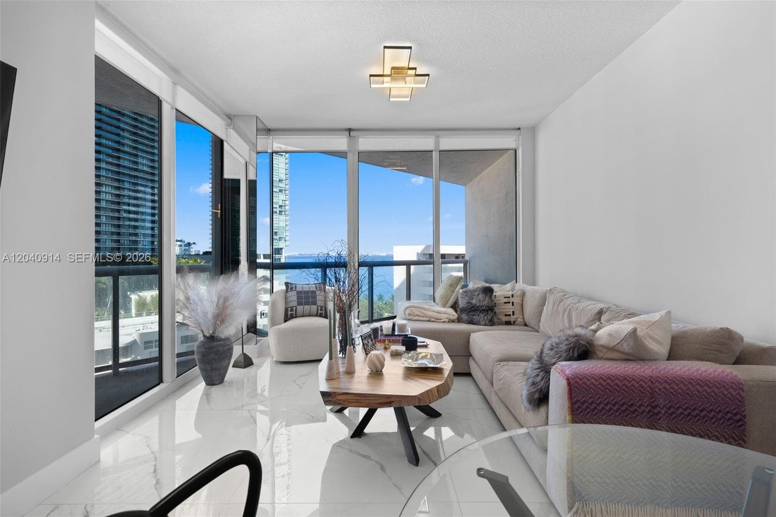 480 NE 30th St # 904, Miami, FL 33137 photo 3