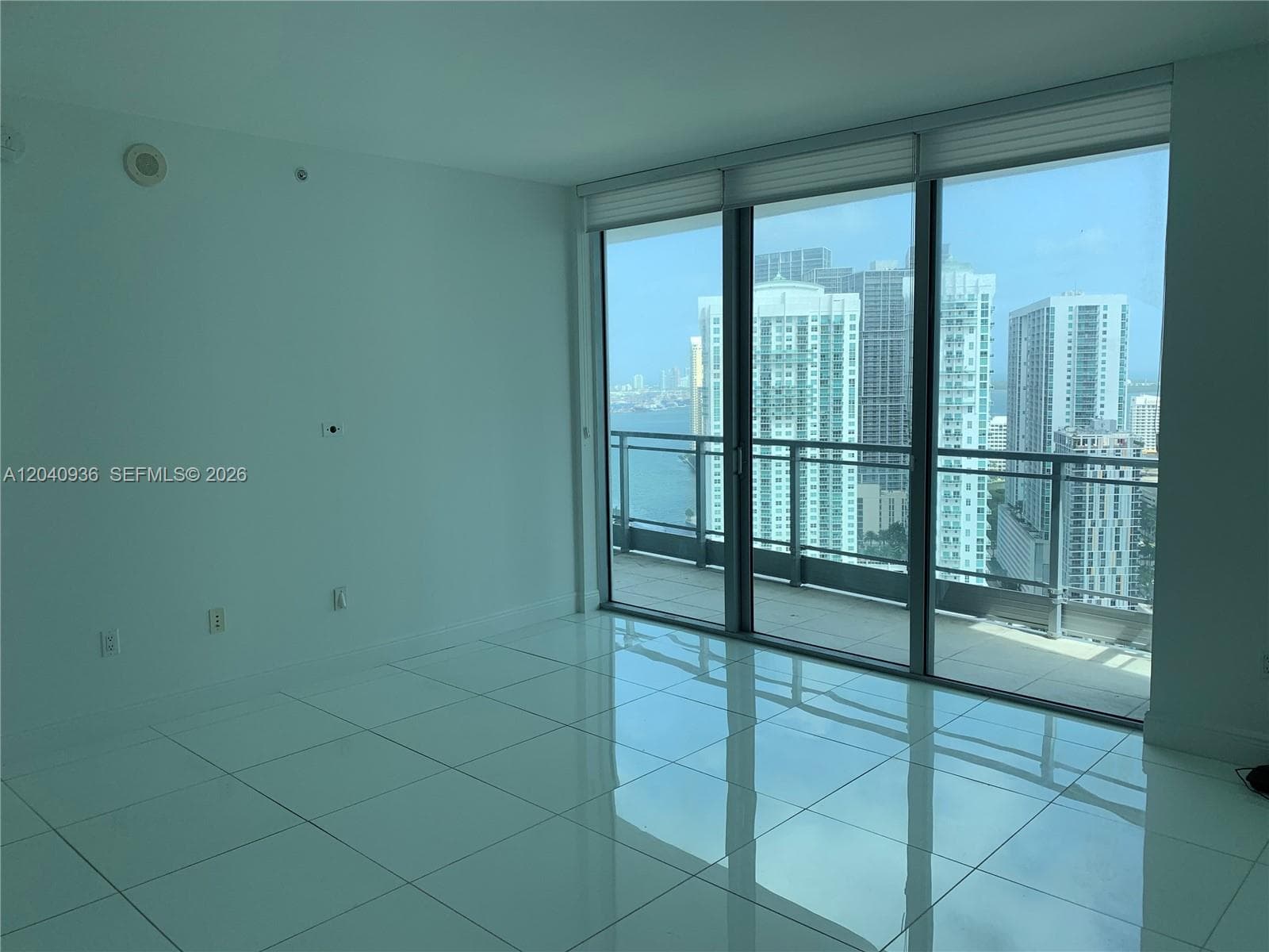 90 SW 3rd St # 3610, Miami, FL 33130 photo 2