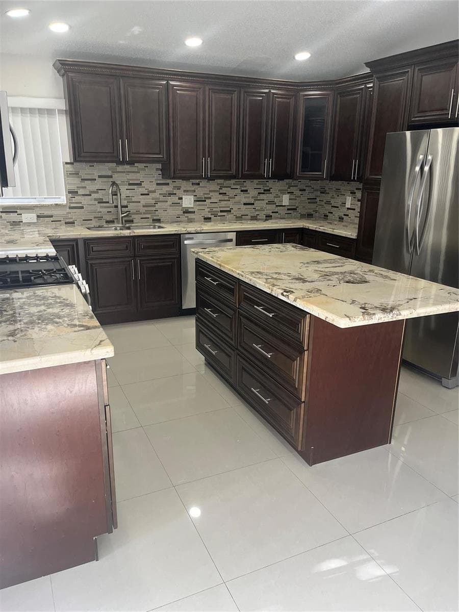 13412 NW 5th Place, Plantation, FL 33325 photo 4