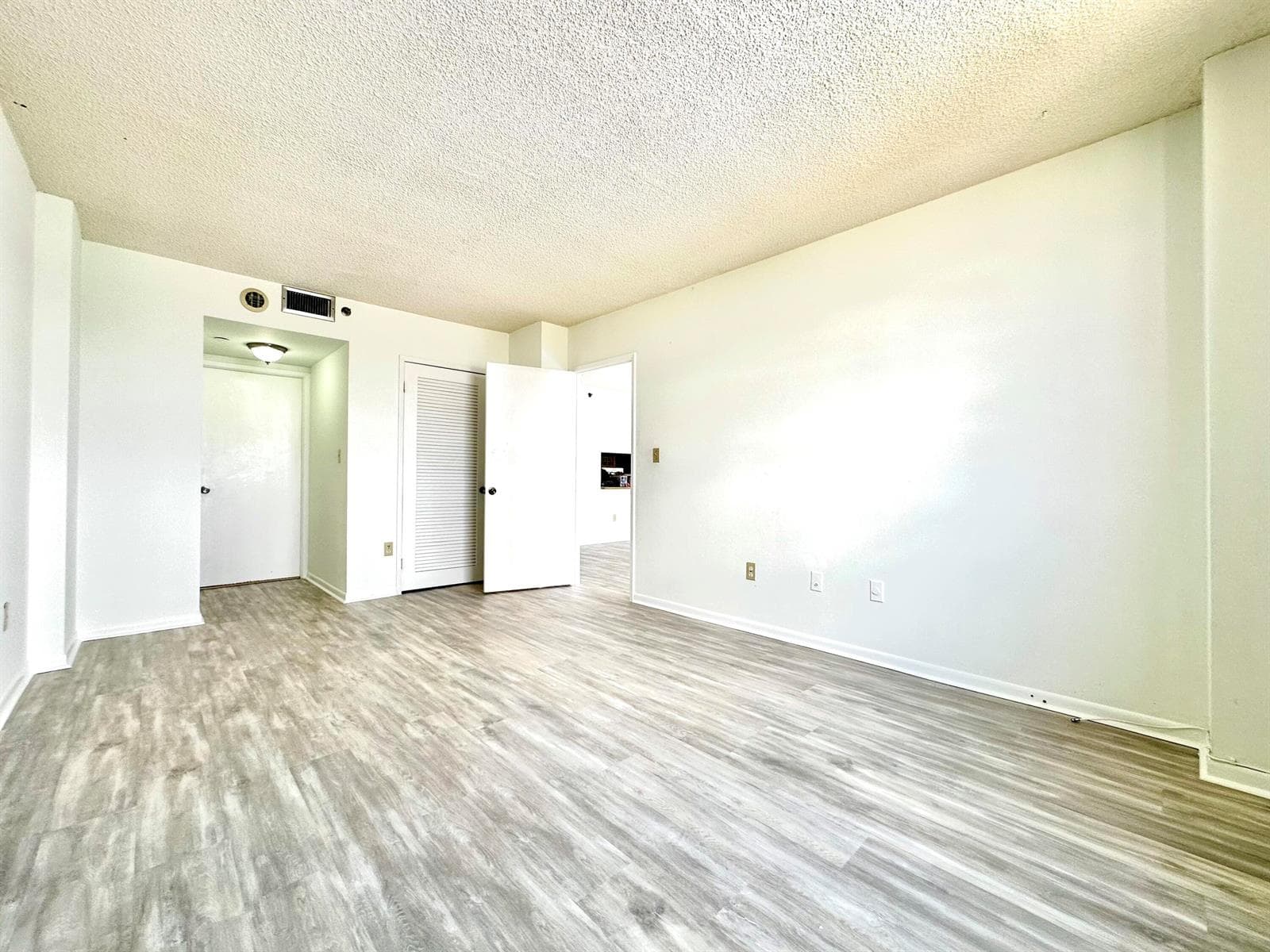 1470 NE 123rd Street # A1010, North Miami, FL 33161 photo 4