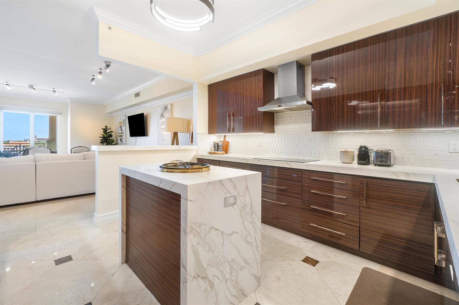 201 S Narcissus Avenue # 605, West Palm Beach, FL 33401 photo 3
