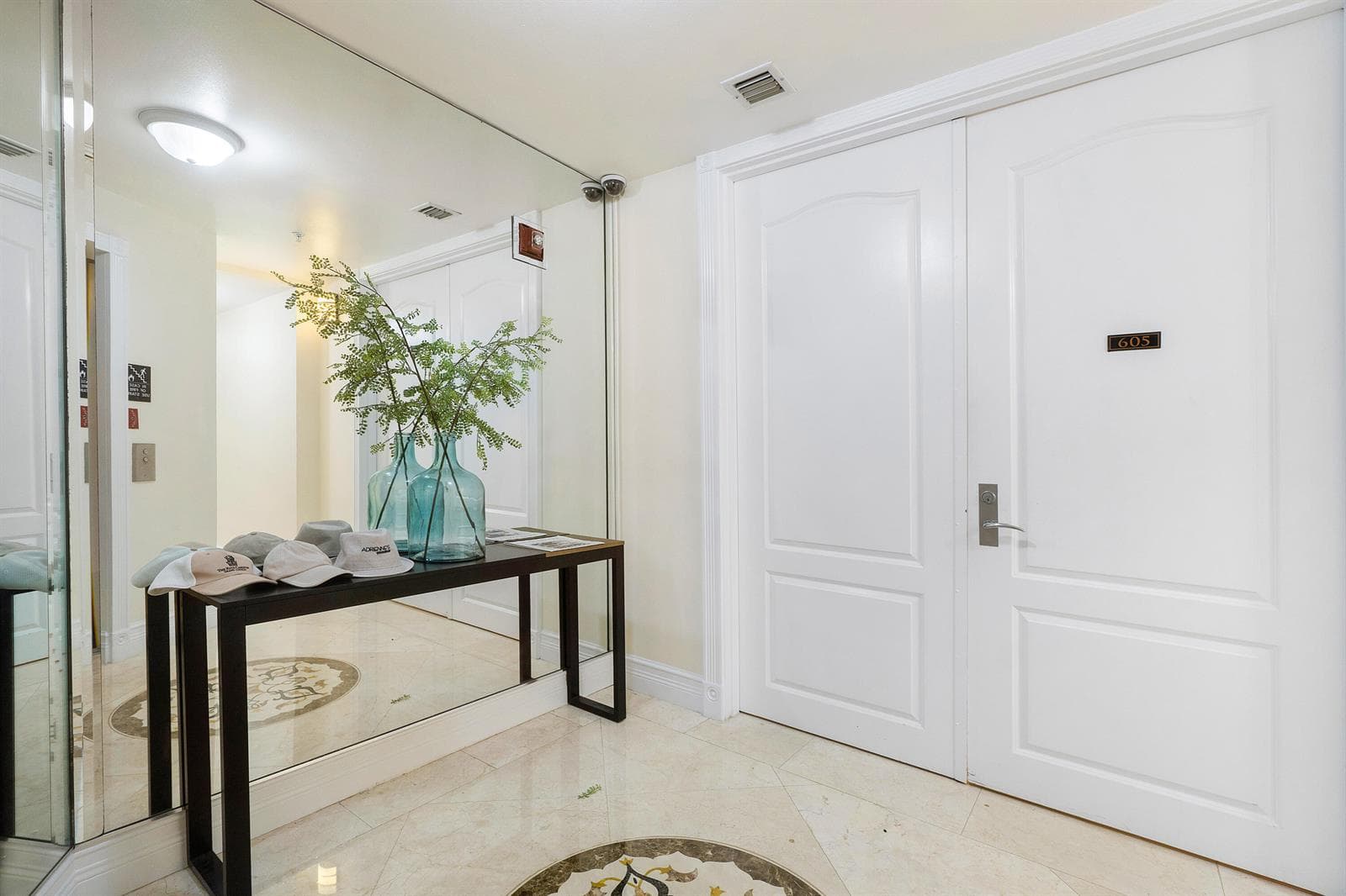 201 S Narcissus Avenue # 605, West Palm Beach, FL 33401 photo 5