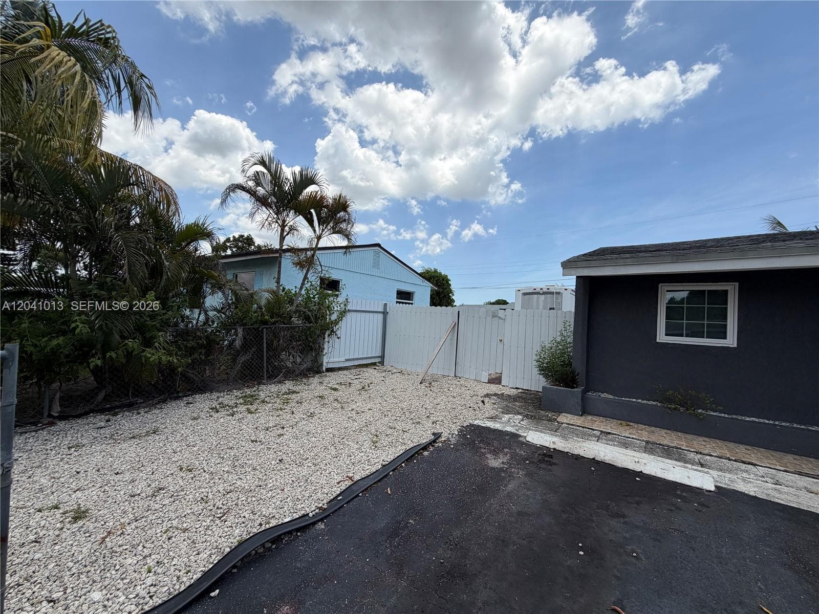 2300 SW 43rd Ave, Fort Lauderdale, FL 33317 photo 2